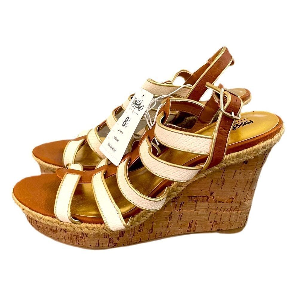 ❣️5/$50 Mossimo size 8.5 tan & white cork style wedges rope braid gold accents.